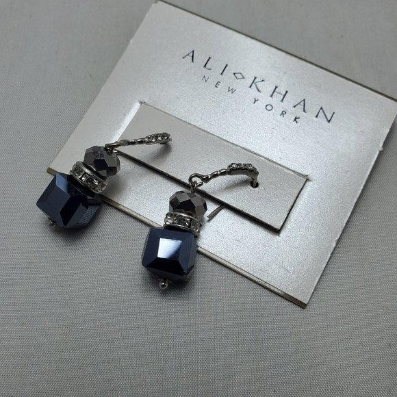 Ali khan glass cube bead black with rhinestone fish hook earring - Picture 4 of 4